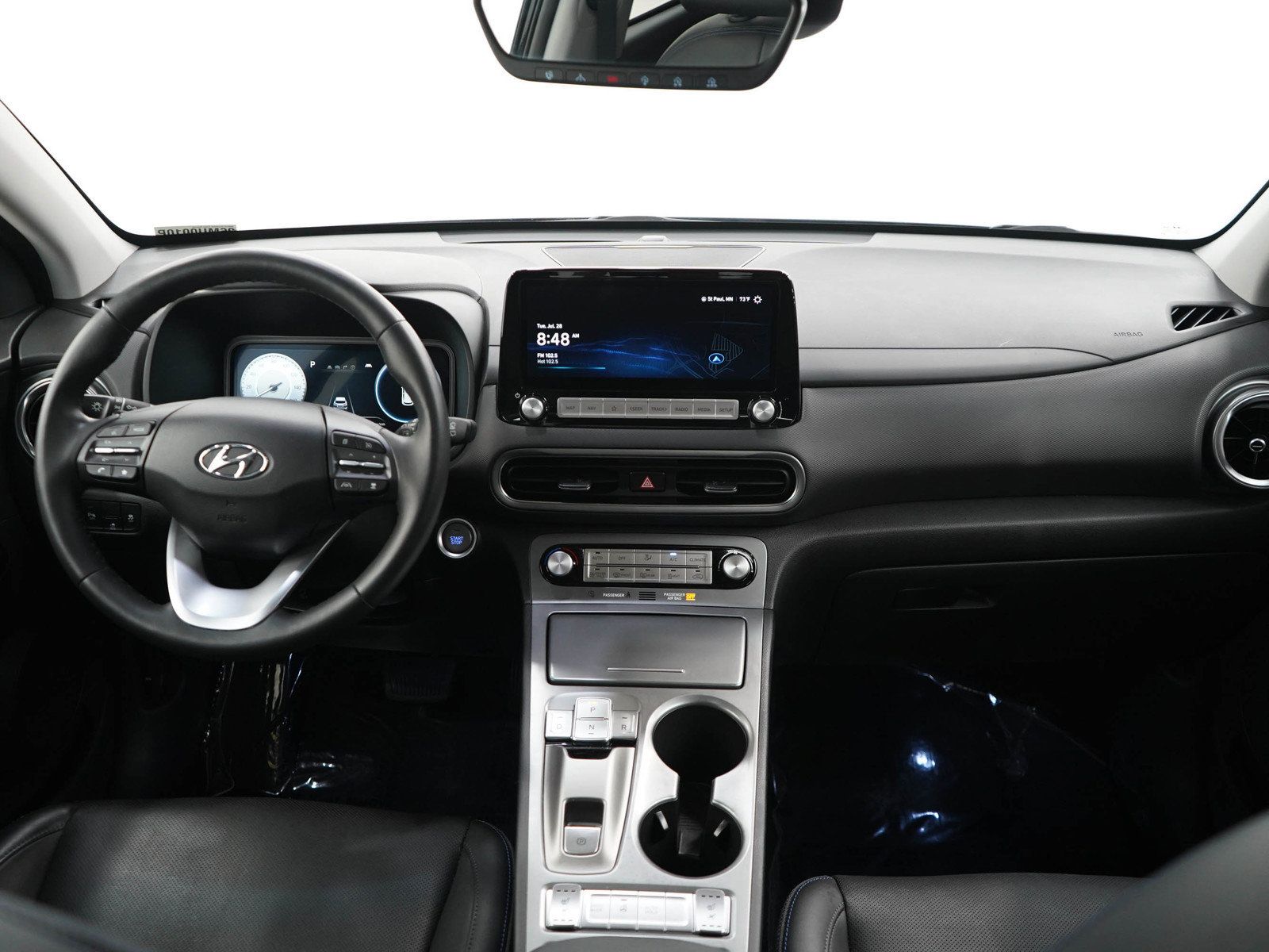 Used 2023 Hyundai Kona Limited FWD image 13
