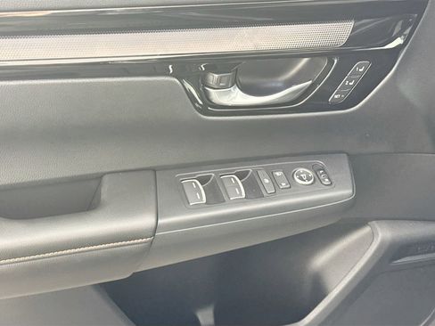 Certified 2025 Honda CR-V Sport Touring image 13