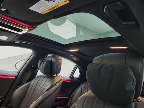Certified 2023 Mercedes-Benz S 500 4MATIC image 18