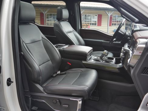 Certified 2023 Ford F150 Lariat w/ FX4 Off-Road Package AWD/4WD image 32
