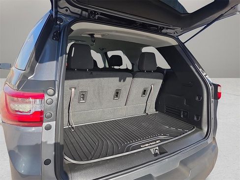 Used 2019 Chevrolet Traverse LS image 8