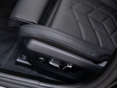 New 2026 BMW 530i xDrive 530i xDrive image 15