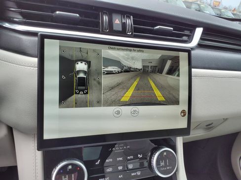 Certified 2026 Jaguar F-PACE R-Dynamic S image 19