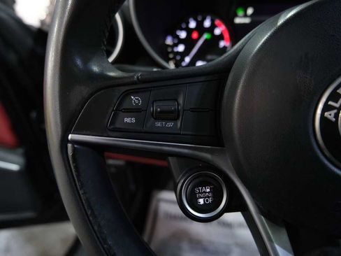 Used 2019 Alfa Romeo Giulia w/ Nero Edizione image 35