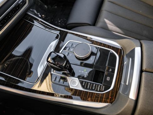 Used 2021 BMW X5 xDrive40i w/ Premium Package image 22