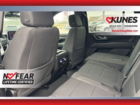 Used 2023 GMC Yukon SLE image 22
