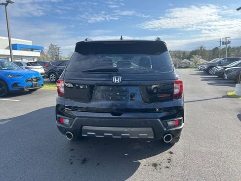 Used 2023 Honda Passport TrailSport image 8