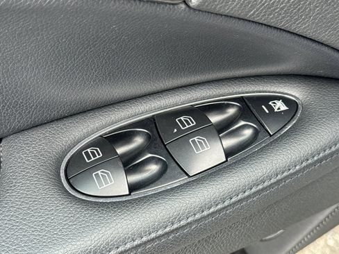 Used 2007 Mercedes-Benz E 350 Sedan image 12