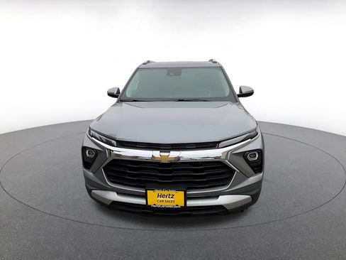 Used 2025 Chevrolet TrailBlazer LT FWD image 4