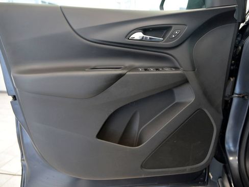 Used 2022 Chevrolet Equinox LT FWD image 14