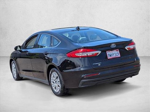 Used 2020 Ford Fusion S FWD image 8
