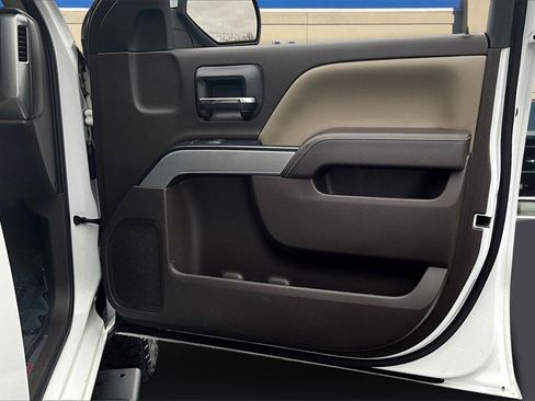 Used 2017 Chevrolet Silverado 1500 LT w/ All Star Edition image 28