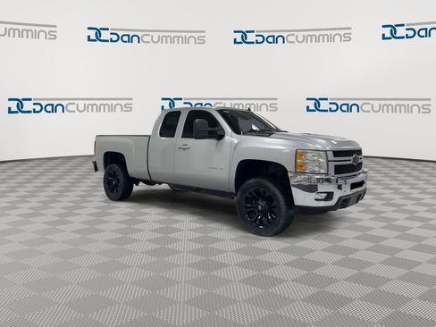 Used 2011 Chevrolet Silverado 2500 LTZ w/ LTZ Plus Package image 2
