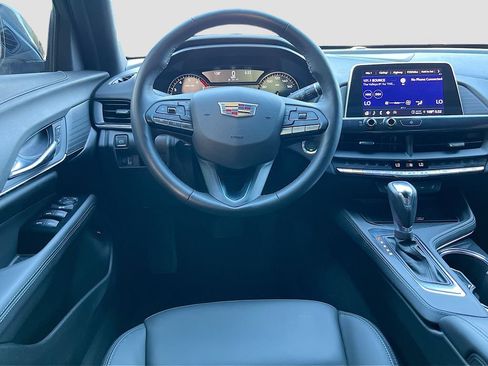 Used 2025 Cadillac CT4 Luxury RWD image 21