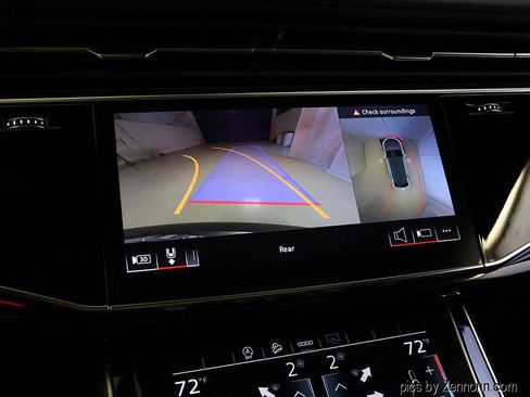 Used 2025 Audi Q8 Premium Plus image 21