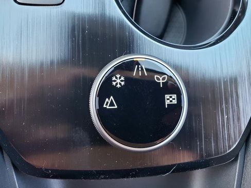 New 2026 Nissan Rogue SV image 21