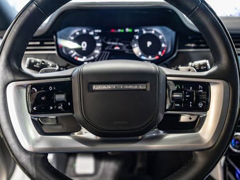 Used 2023 Land Rover Range Rover SE image 17