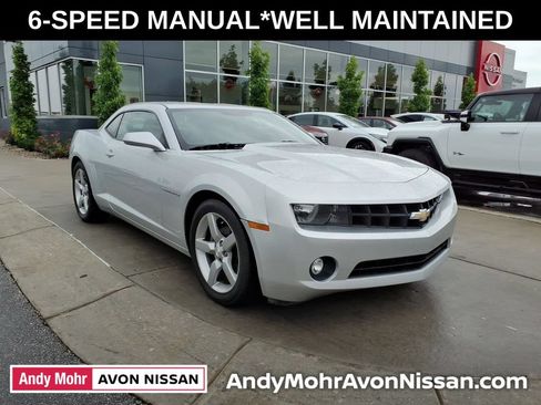 Used 2013 Chevrolet Camaro LT RWD image 2