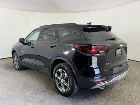Used 2024 Chevrolet Blazer LT w/ Convenience Package FWD image 5