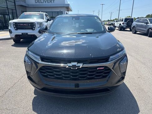 Used 2024 Chevrolet Trax RS FWD image 4