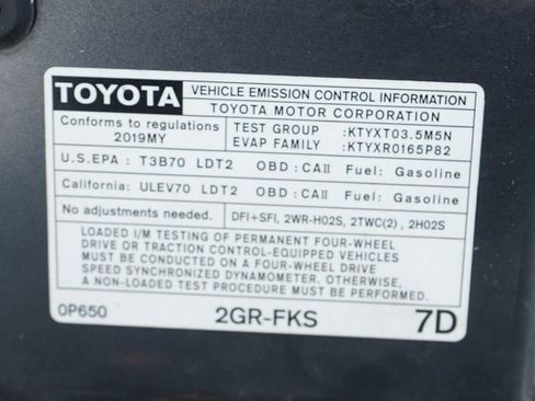 Used 2019 Toyota Tacoma SR w/ SR Convenience Package image 12