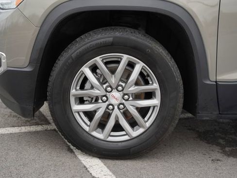 Used 2019 GMC Acadia SLT image 10