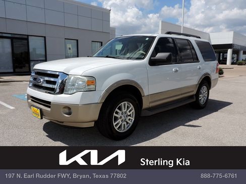 Used 2014 Ford Expedition XLT w/ Equipment Group 201A RWD image 1