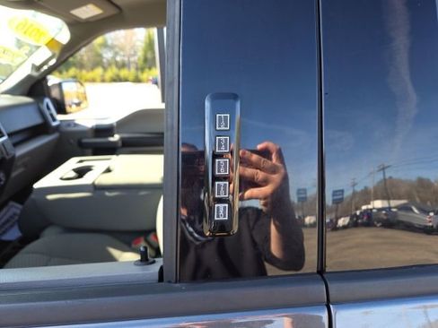 Used 2016 Ford F150 XLT w/ Equipment Group 301A Mid image 14