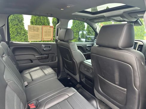 Used 2015 GMC Sierra 3500 Denali w/ Duramax Plus Package AWD/4WD image 37