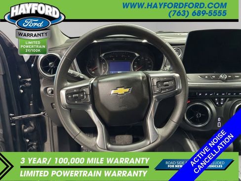 Used 2025 Chevrolet Blazer LT AWD/4WD image 11