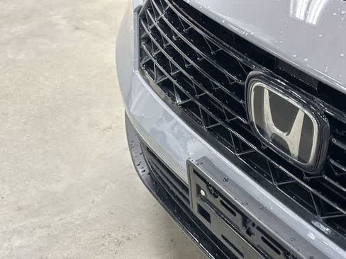 Used 2025 Honda Accord Touring image 30