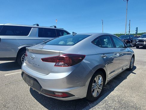 Used 2020 Hyundai Elantra Value Edition FWD image 4