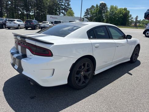 Used 2019 Dodge Charger GT w/ Driver Confidence Group image 8