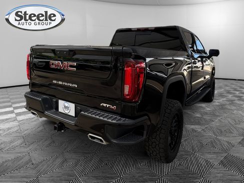 Used 2025 GMC Sierra 1500 AT4 w/ AT4 Premium Package AWD/4WD image 5