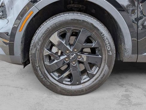 Used 2023 Kia Sorento S AWD/4WD image 30
