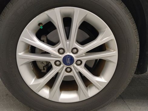 Used 2017 Ford Escape SE w/ Equipment Group 201A FWD image 31