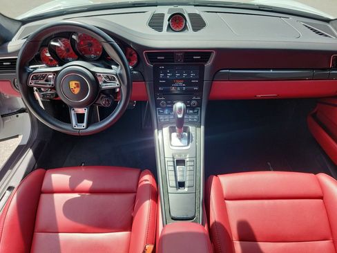 Certified 2017 Porsche 911 Turbo AWD/4WD image 20