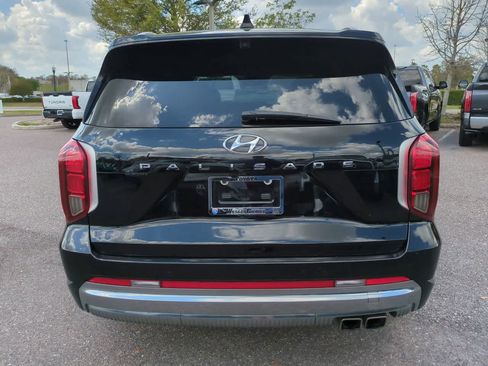 Used 2023 Hyundai Palisade Calligraphy image 5