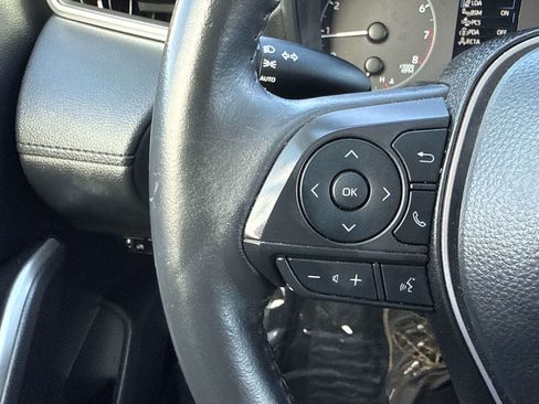 Used 2024 Toyota Corolla Cross LE image 23