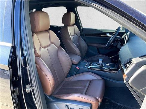 Used 2019 Audi Q5 2.0T Premium Plus w/ Premium Plus Package image 9