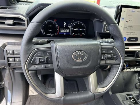 New 2026 Toyota 4Runner Limited AWD/4WD image 19