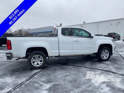Used 2022 Chevrolet Colorado LT w/ LT Convenience Package image 8