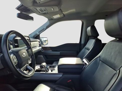 Used 2021 Ford F150 Lariat image 7