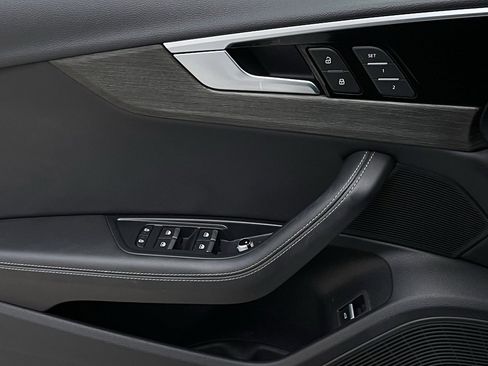 Used 2023 Audi A4 2.0T Premium Plus image 20