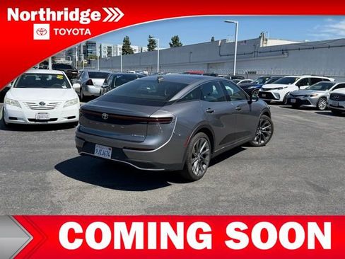 Used 2023 Toyota Crown Limited w/ Advanced Technology Package image 4