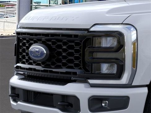 New 2026 Ford F250 XL image 17