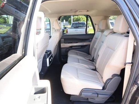 Certified 2024 Ford Expedition Max XLT AWD/4WD image 10