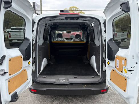 Used 2020 Ford Transit Connect XL image 19