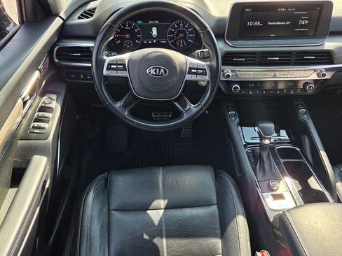 Used 2020 Kia Telluride SX w/ Towing Package FWD image 10