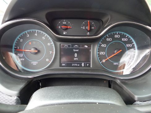Used 2018 Chevrolet Cruze LT w/ Convenience Package FWD image 26